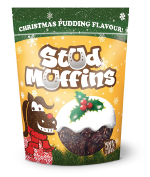 pack of 15 christmas pudding stud muffins for horses